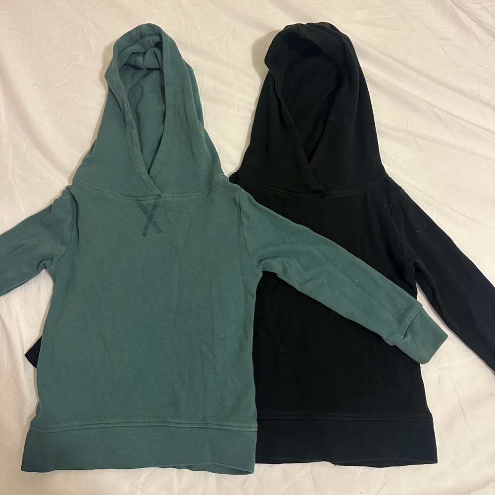 Kate Quinn Organic Cotton Hoodie - Black